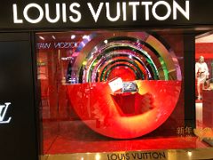 09A The Peninsula Hotel Hong Kong has a shopping centre with luxury shops like Louis Vuitton